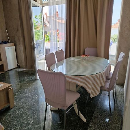 Apartmani Buba ポドストラナ エクステリア 写真